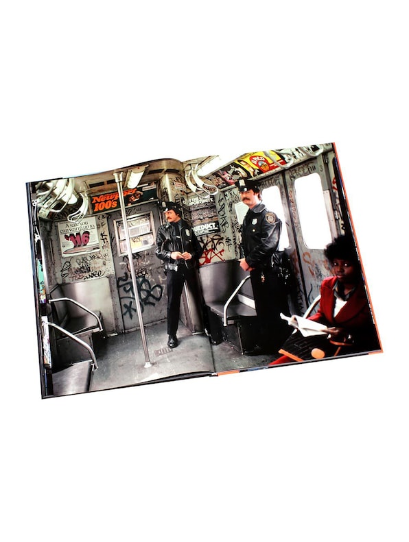 Subway Art Softcover (English Edition)-4