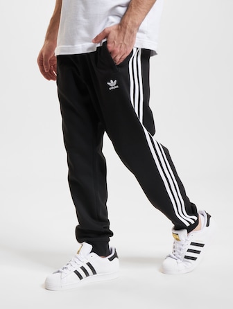Adicolor 3-Stripes