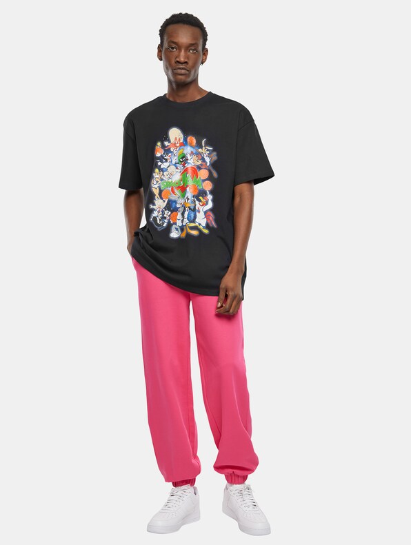 Space Jam Teamwork-2