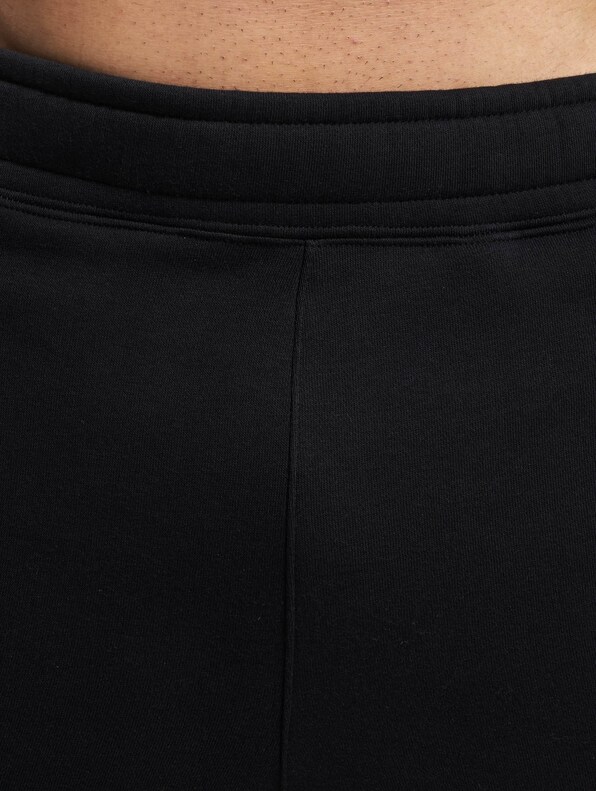 Sweat-3