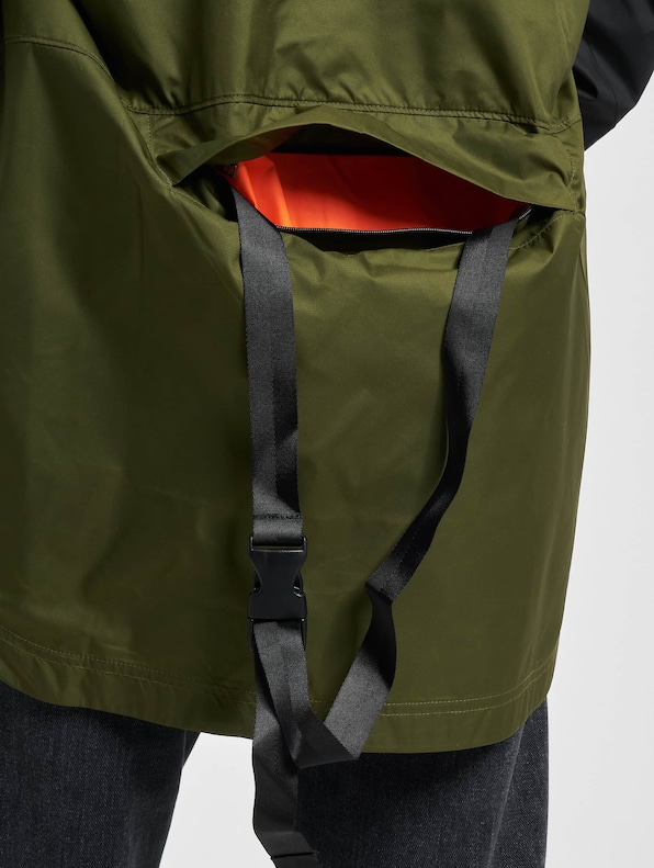 Nike Woven Transition Jacket Green/Smoke Grey/Safety-3