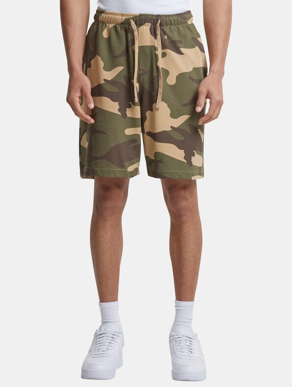 Urban Classics Easy Camo Shorts-2