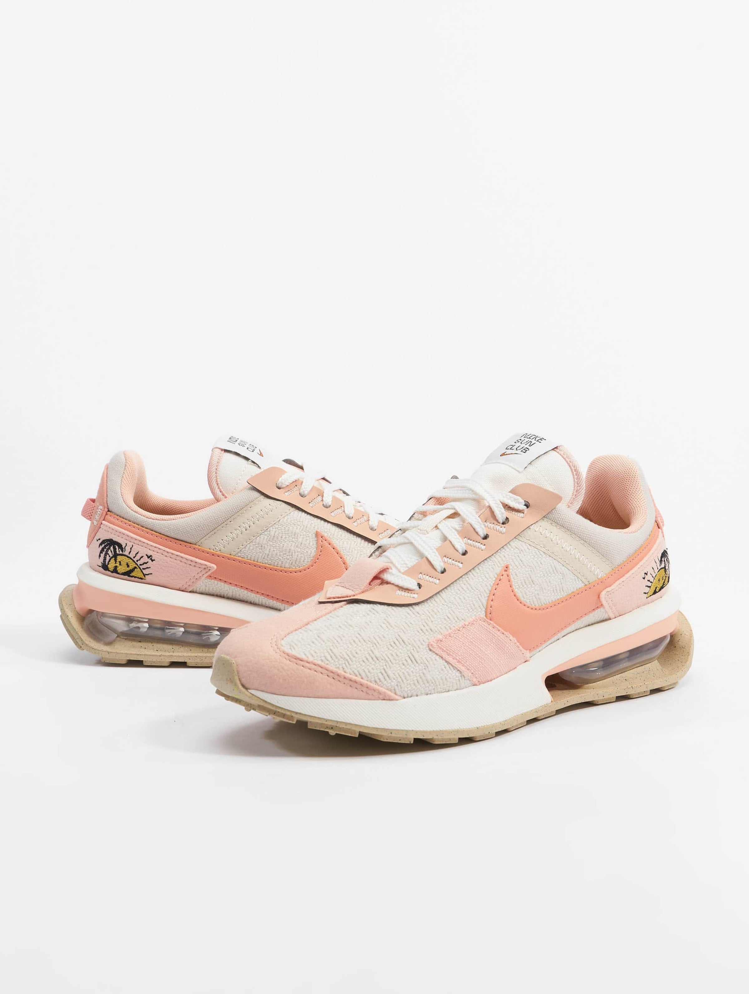 Baskets Nike Femme acheter pas cher l DEFSHOP