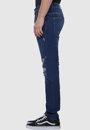 Skinny 