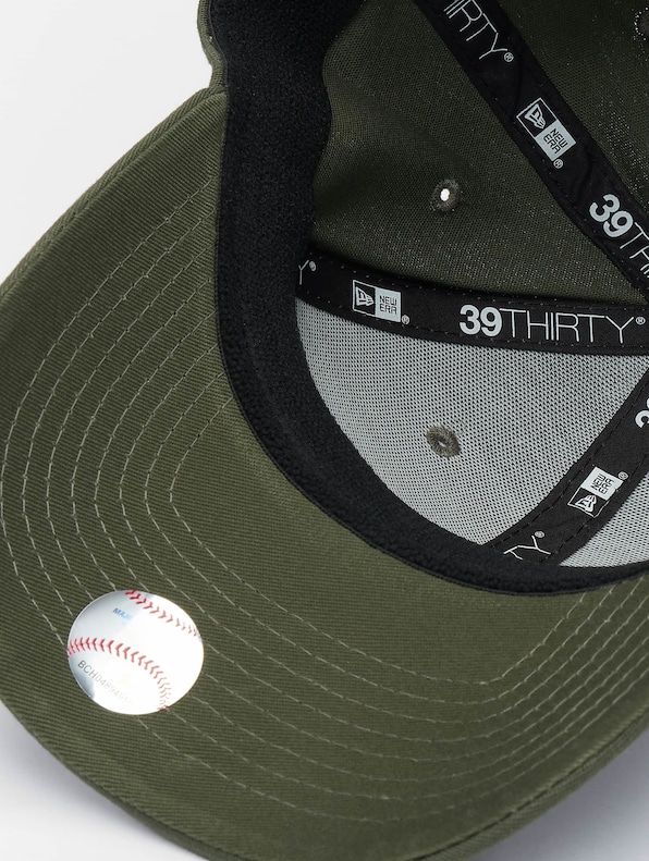 MLB New York Yankees League Essential 39Thirty-2