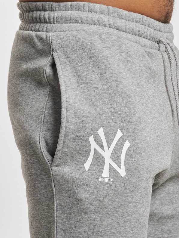 New Era MLB New York Yankees League Essentials Sweat Pants Heather Gray/Optic-3