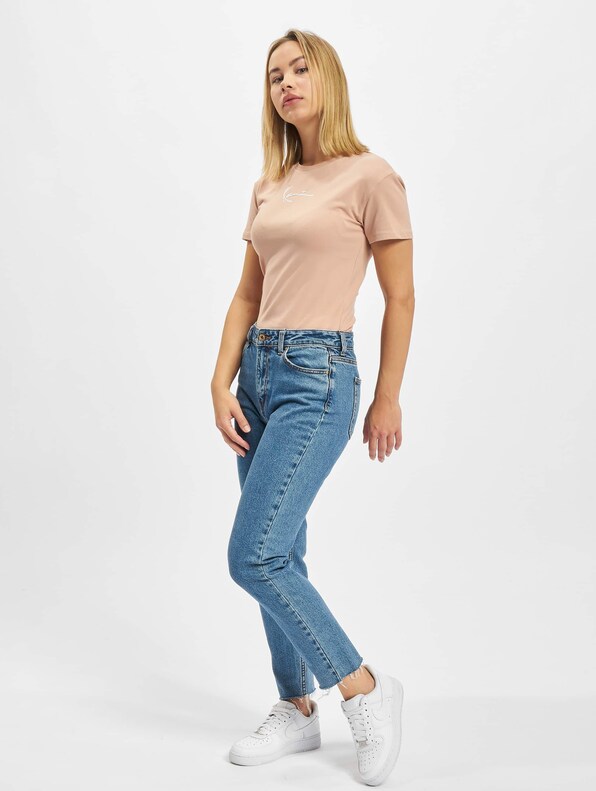 KW213-010-2 KK Small Signature Short Tee-4