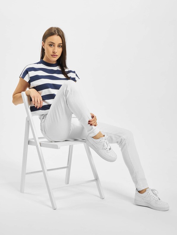 Ladies Stripe Short-3