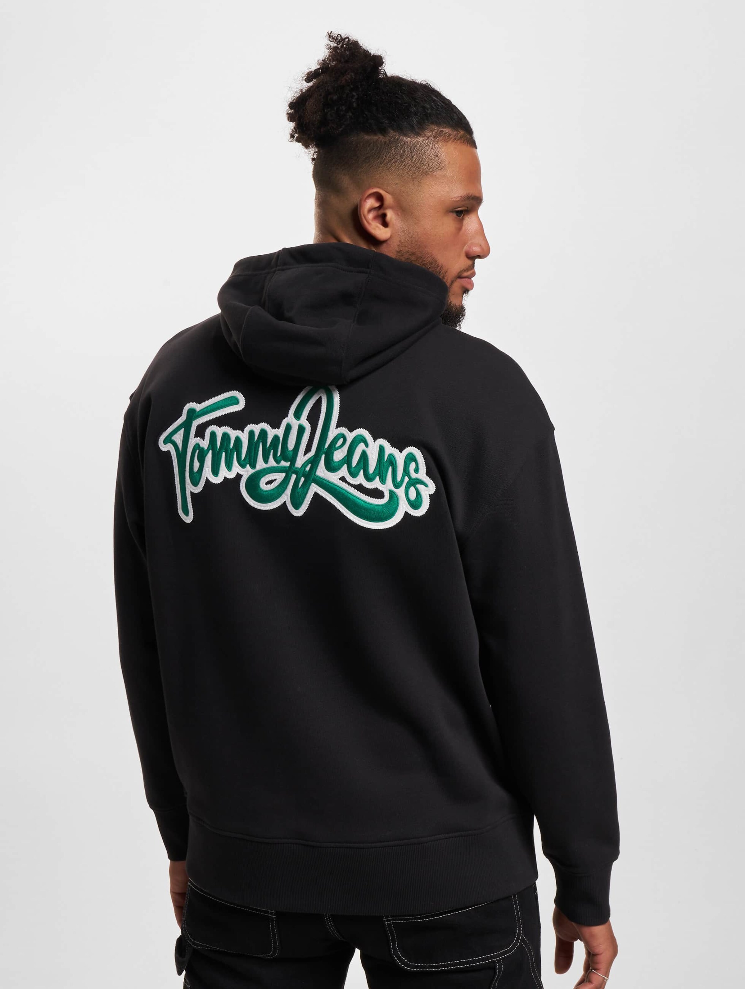 Tommy jeans script logo sweatshirt hot sale