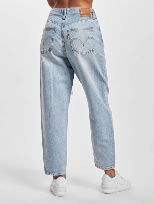 Levis High Taper Jeans-1