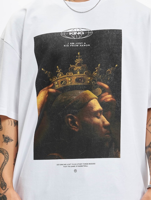 Upscale Kid From Akron Oversize-3