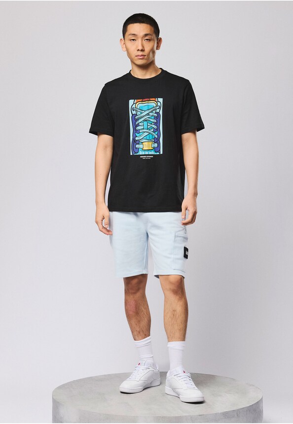 LACES GRAPHIC TEE-2