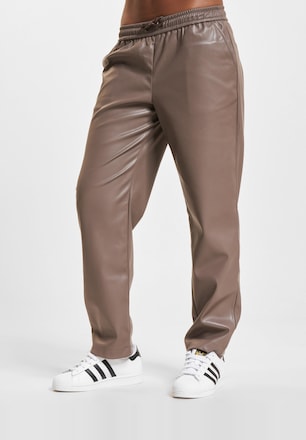 Hero Faux Leather Pull Up