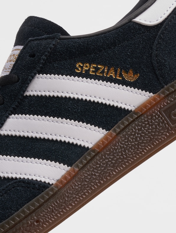 Handball Spezial-7