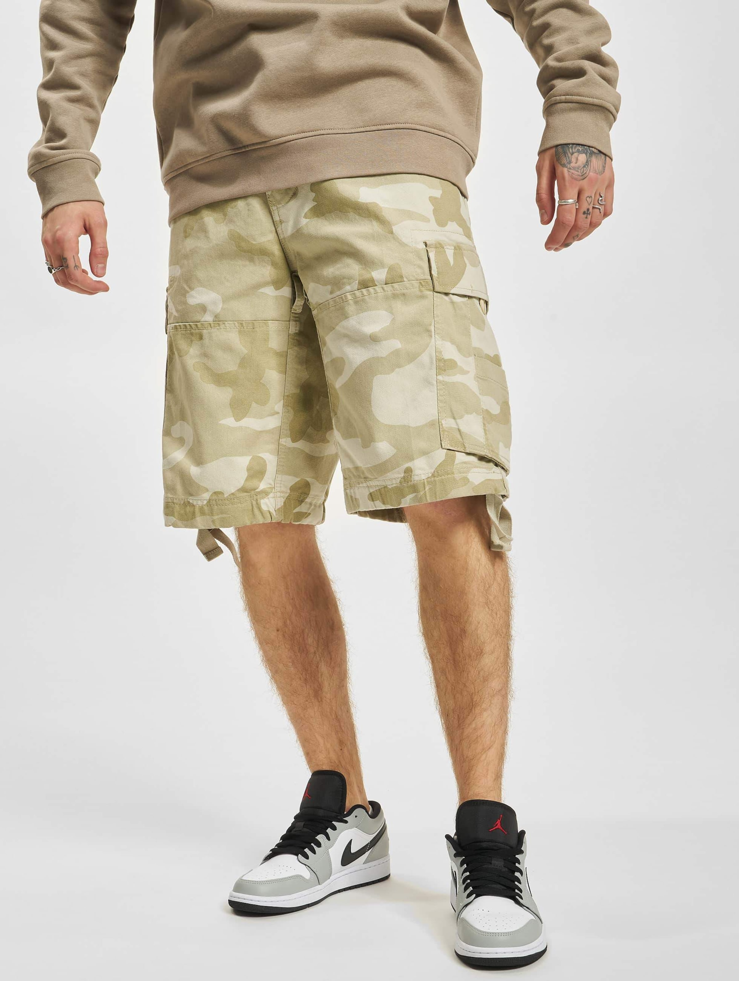 Brandit Vintage Cargo Shorts Mannen op kleur camouflage, Maat 6XL