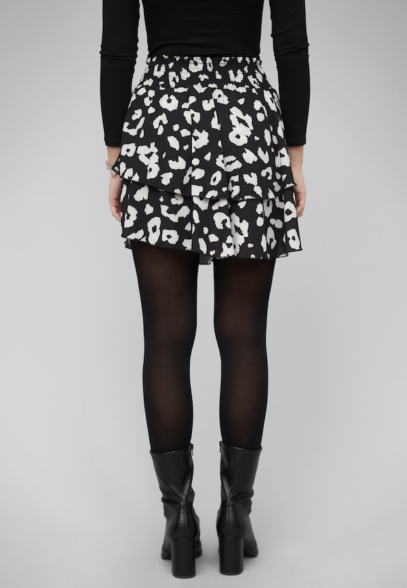 Tiered Skirt Ditsy Print-1