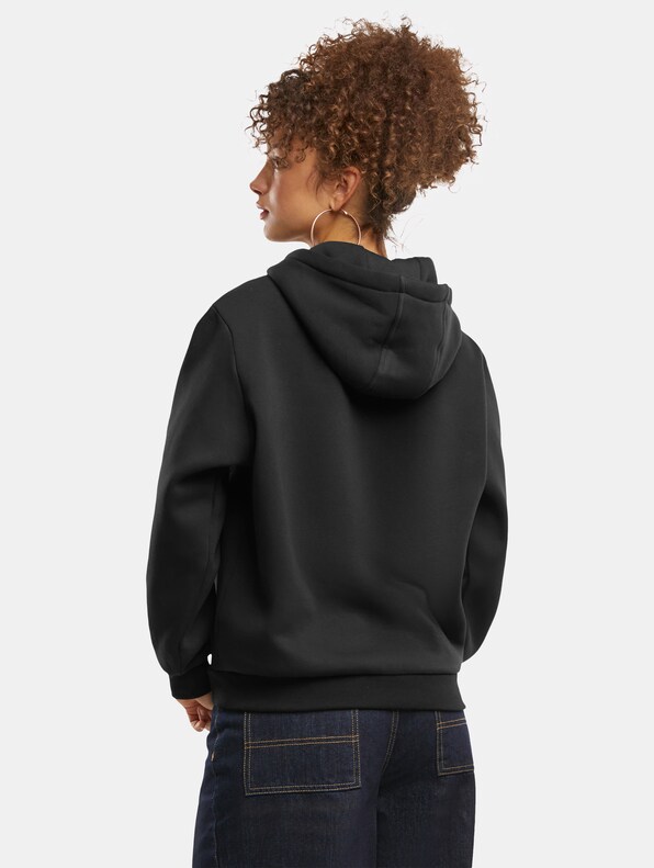 Los Angeles Ladies Fluffy-1