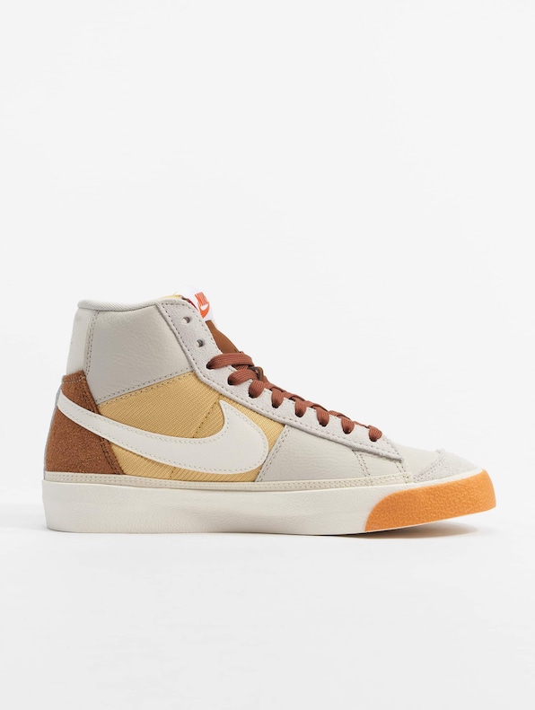 Blazer Mid '77 Vintage-3