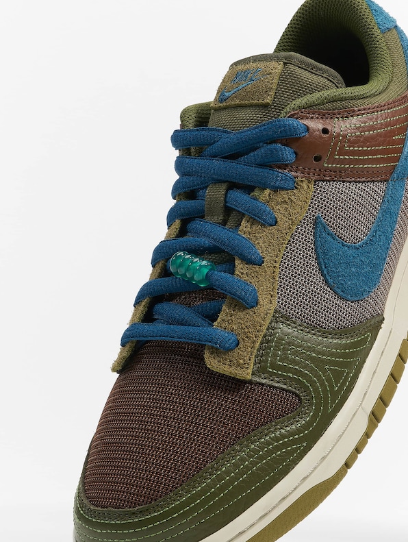 Dunk Low Nh-7