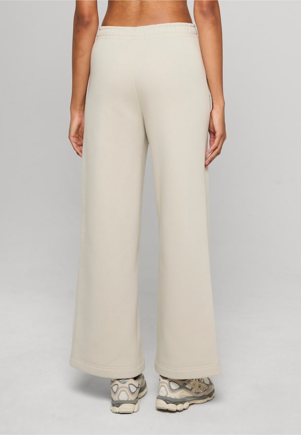 Ladies Fluffy Wideleg-1