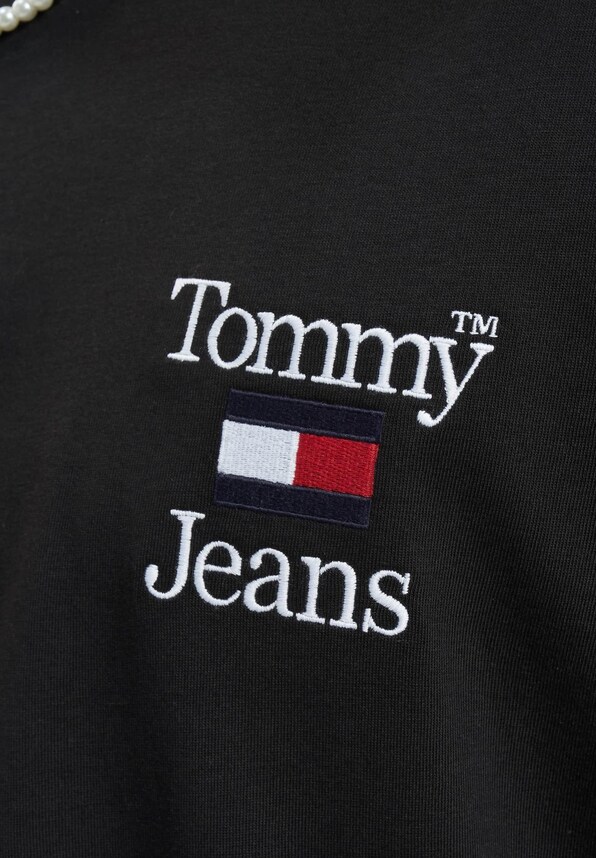 Relaxed Chest Logo-2