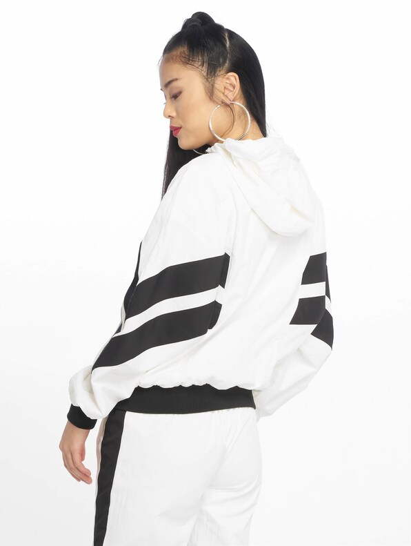 Crinkle Batwing-1