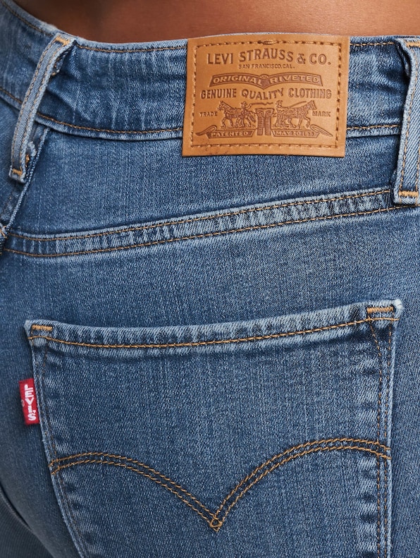 Levi's 721 High Rise Skinny Fit Jeans-3