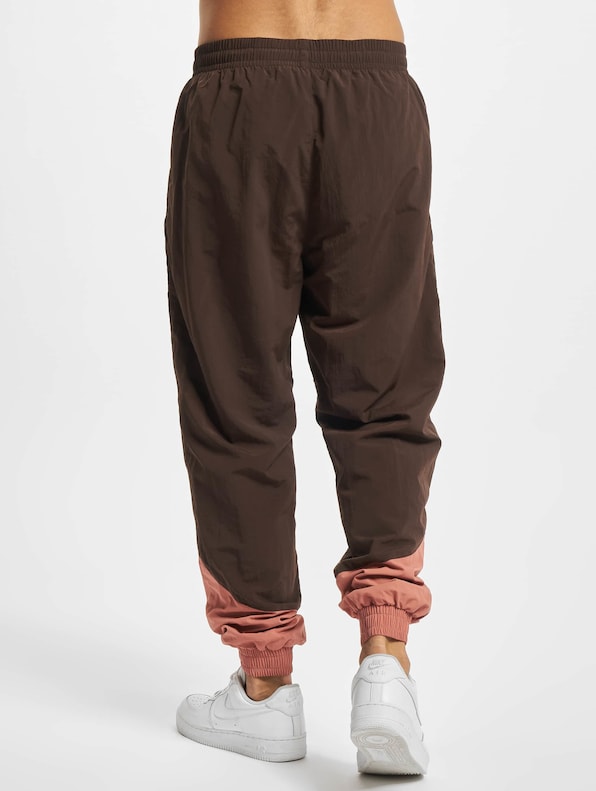 Script Logo Colorblock -1