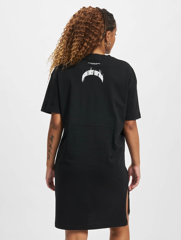 Ladies Higher Than Heaven V.9 Essentials-1