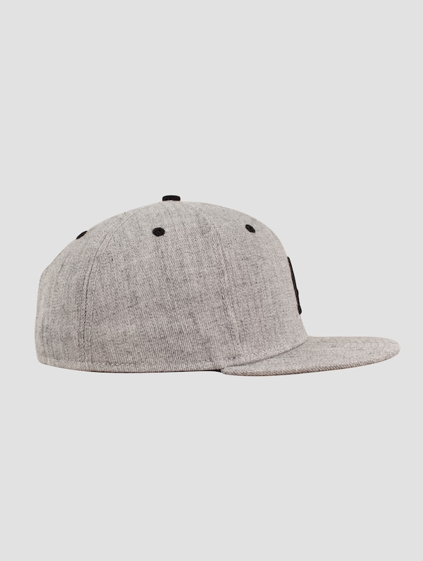 MSTRDS A Letter Snapback Cap-3