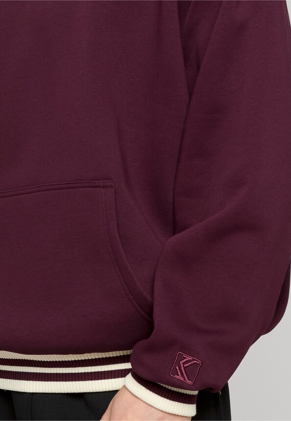 Cursive Varsity Oversized-3