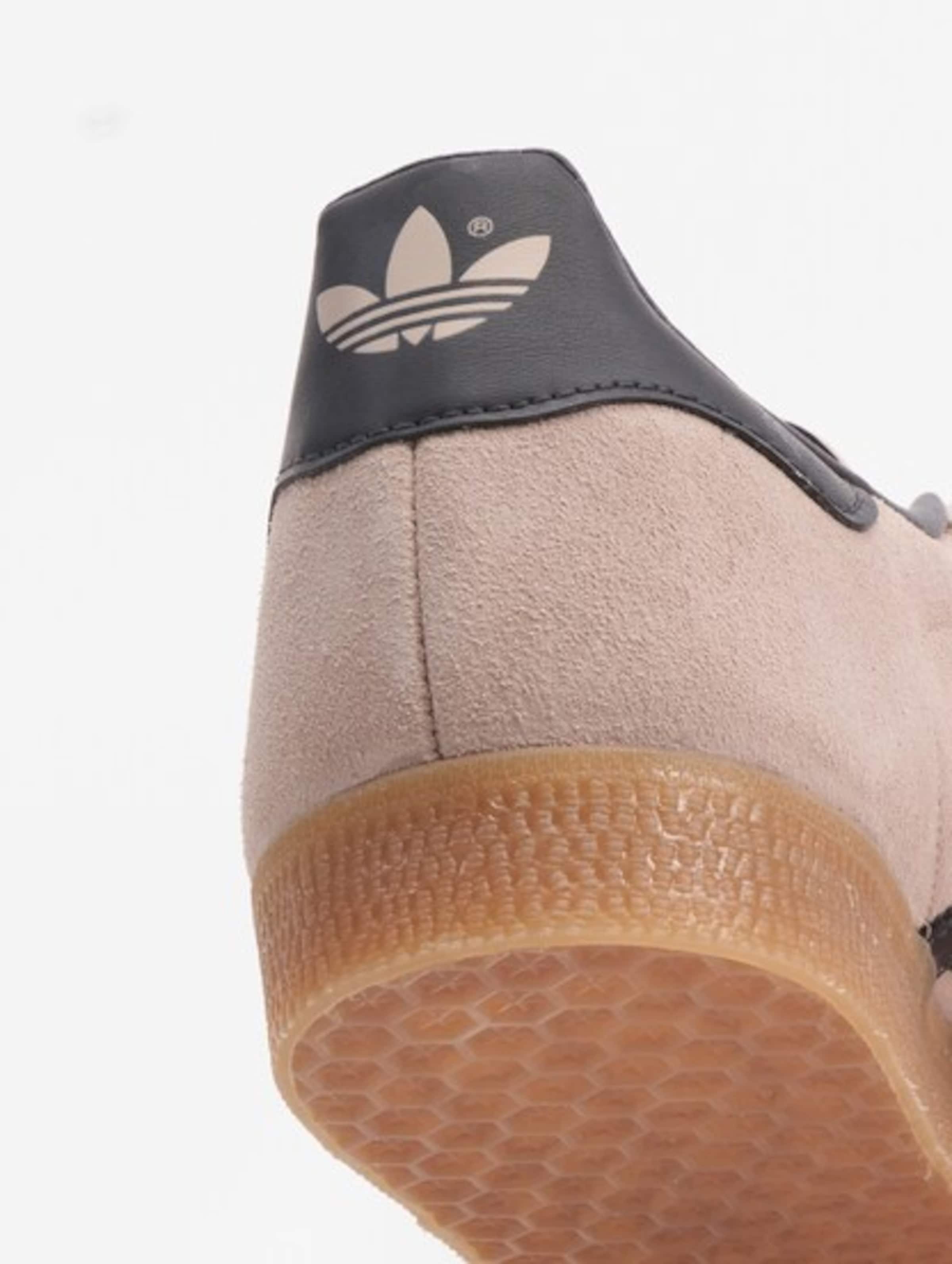 adidas Originals Gazelle Sneaker | DEFSHOP | 125290