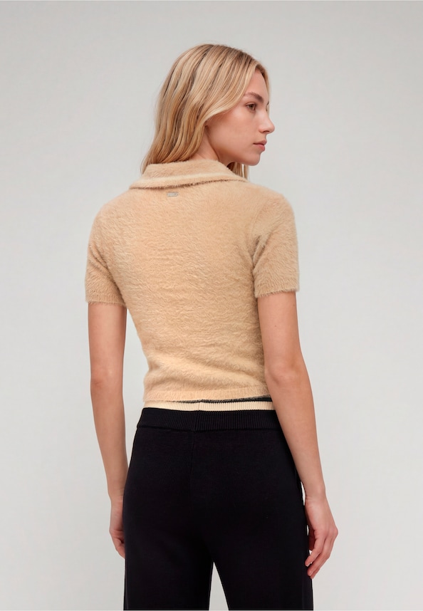 Fuzzy Knit Bee -1