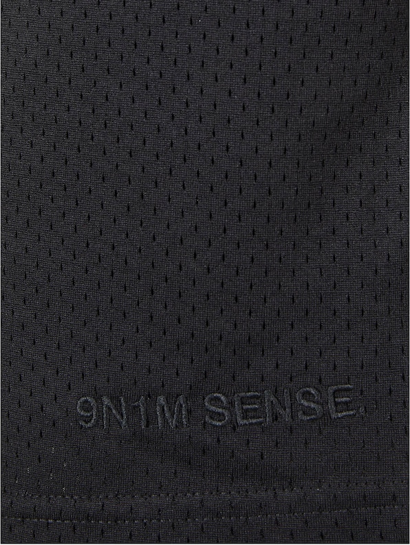 Essential Mesh-4