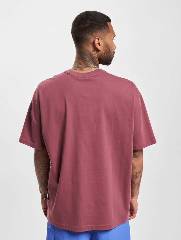 New Balance Athletics Warped Classics T-Shirt-7