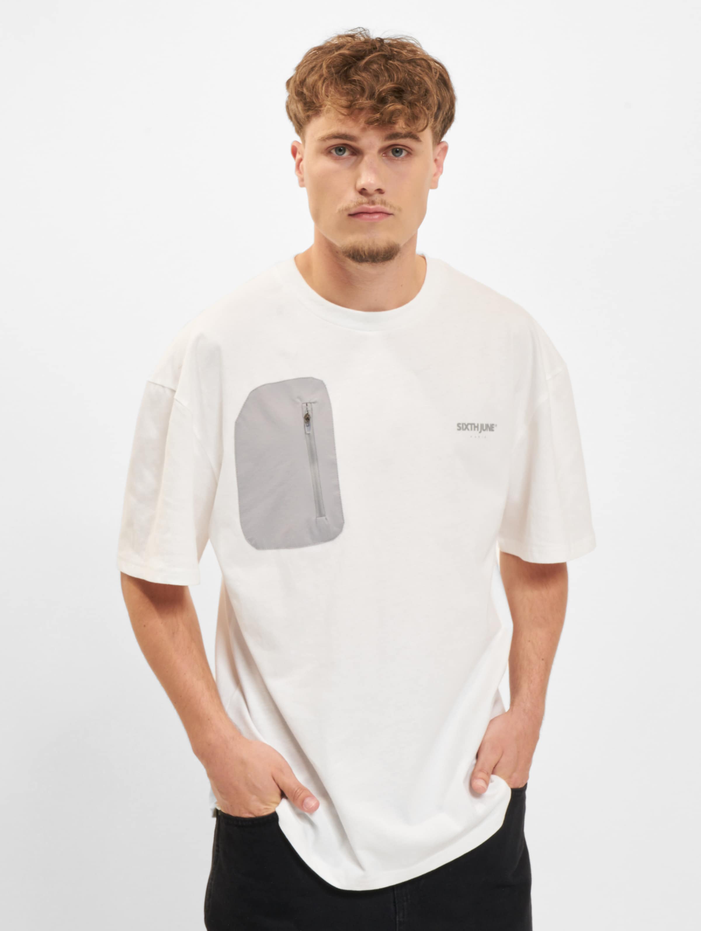 Sixth June Nylon Tech T-Shirt Männer,Unisex op kleur beige, Maat M
