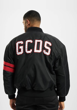 Bomber 