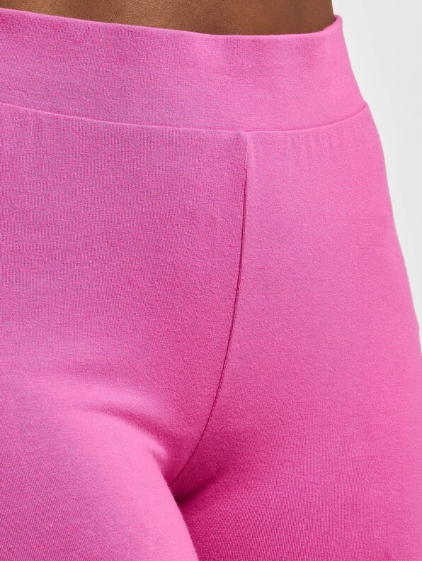 Ladies Laces Inset-4