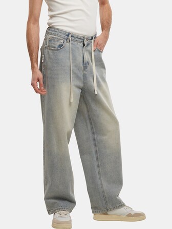 Loose Fit Jeans