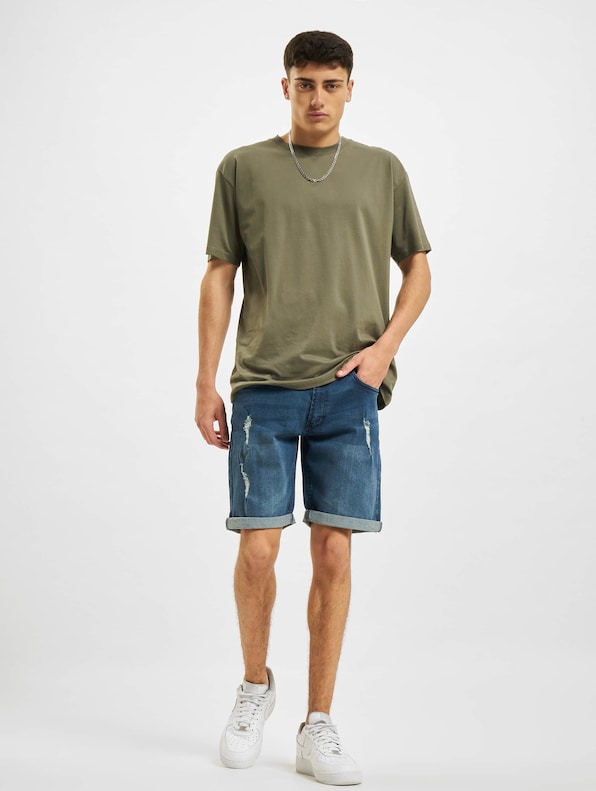 Rebel Oslo Destroy-7