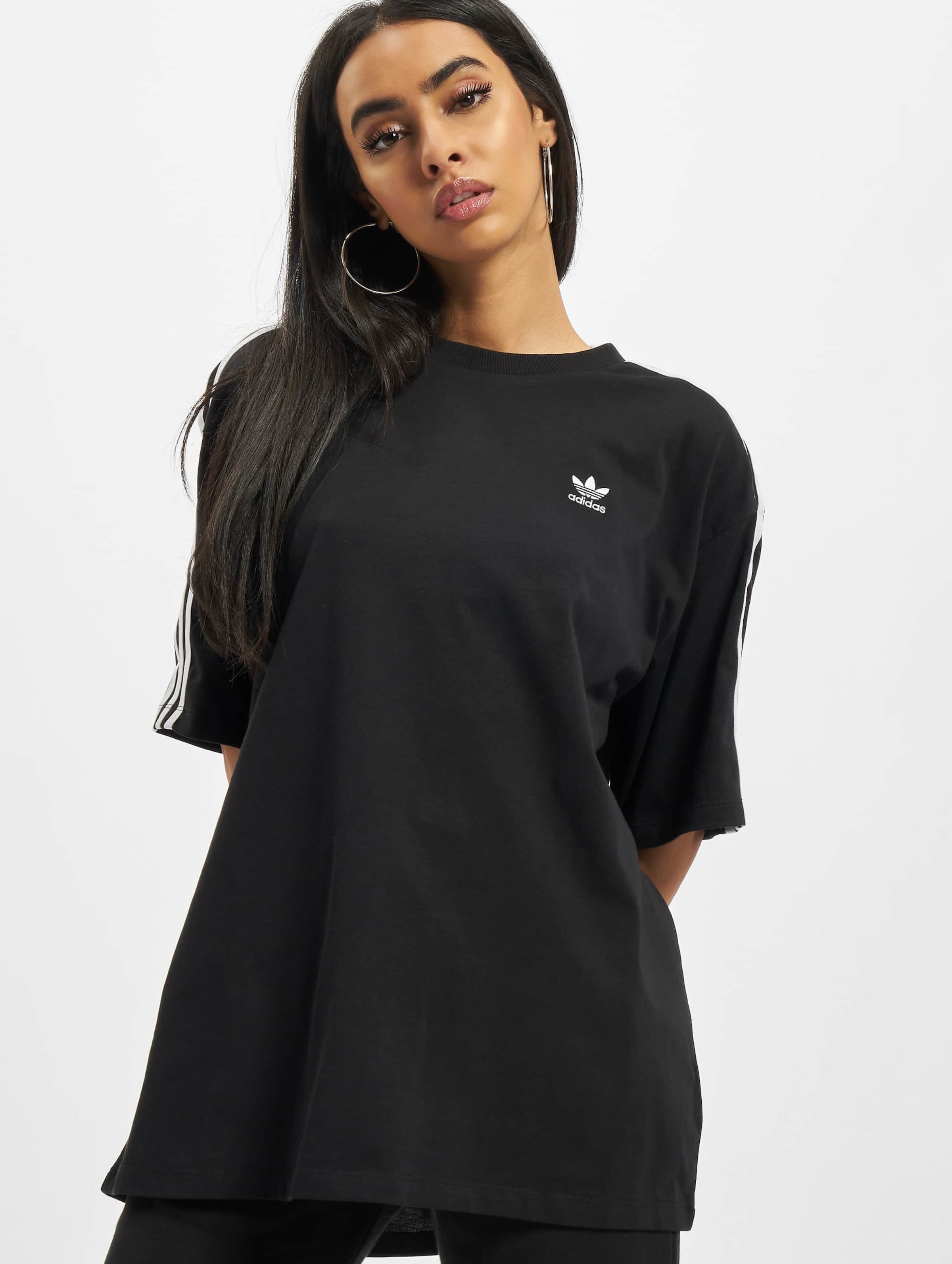 Oversized t shirt 2025 dress adidas