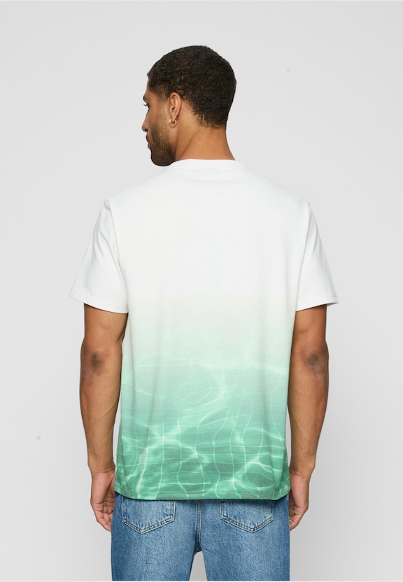 JM221-017-01 Script Logo Pool Print Tee white/green-1