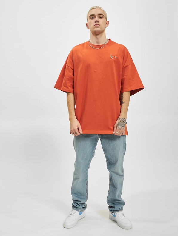 KM224-001-2 KK Chest Signature Heavy Jersey OS Tee-4
