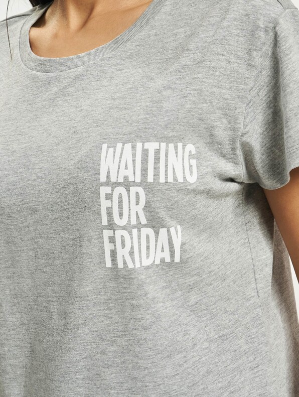 Ladies Waiting For Friday Box Tee-3