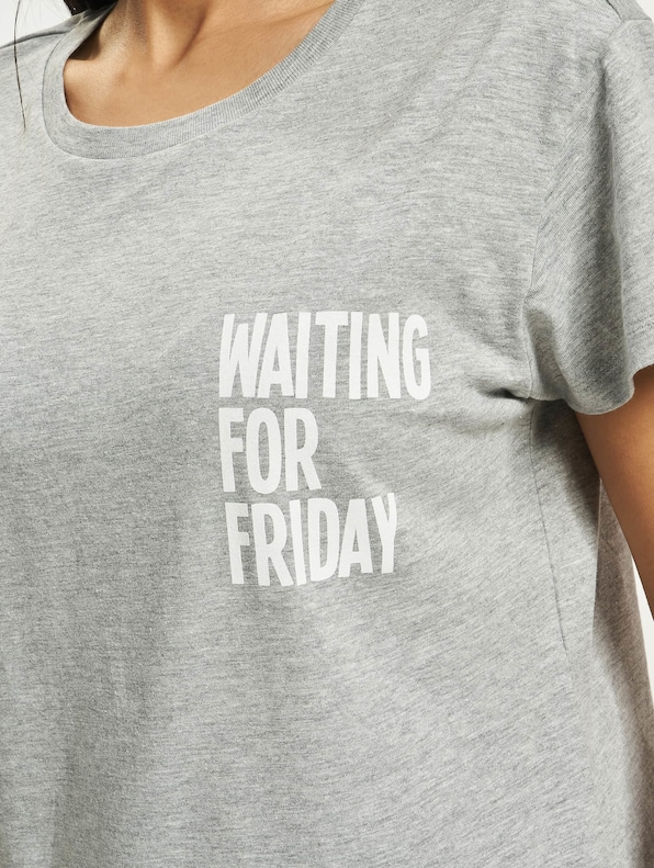 Ladies Waiting For Friday Box Tee-3