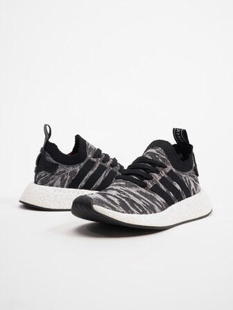 NMD R2 PK