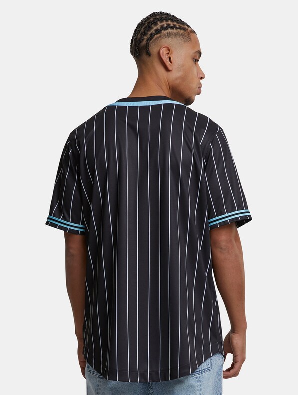 Kani Star Logo Pinstripe -1