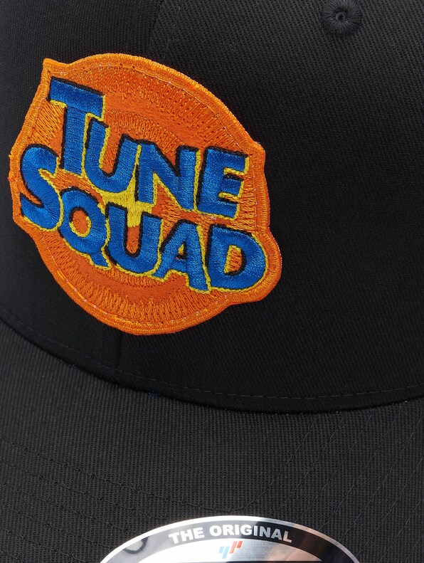 Tune Squad Logo-3