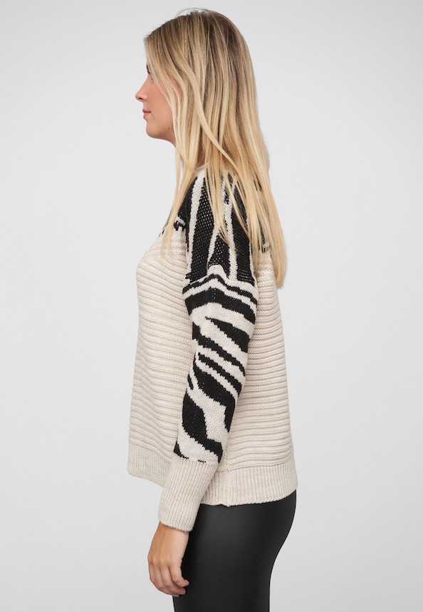 Knit sweater asymetric-2