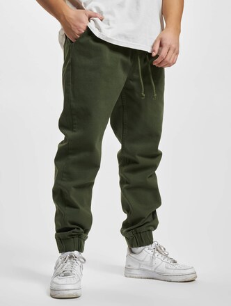 DEF Tommy Chinos